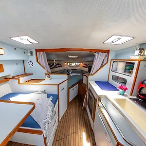 Evasion Botel San Miguel de Abona